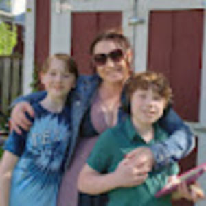 Meet your Posher, Myra